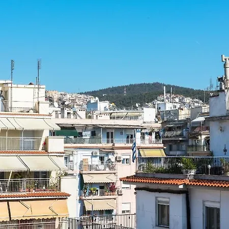 Penthouse Level 8, Nilie Hospitality Mgmt *