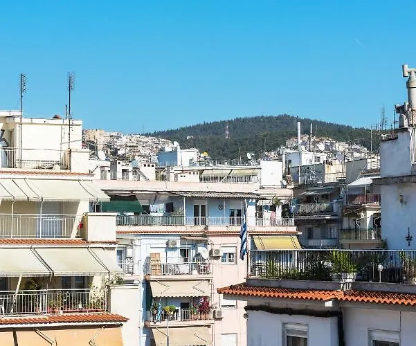 Penthouse Level 8, Nilie Hospitality Mgmt *