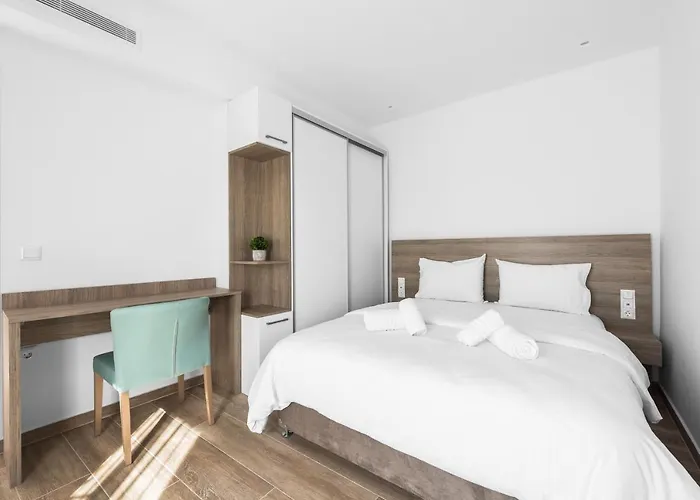 דירה Penthouse Level 8, Nilie Hospitality Mgmt סלוניקי