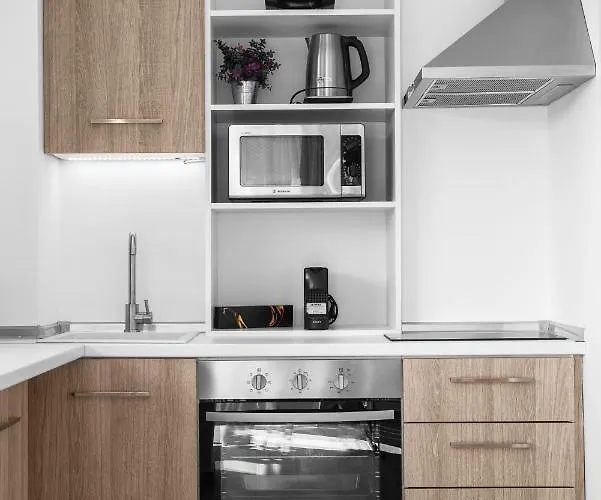 Penthouse Level 8, Nilie Hospitality Mgmt דירה