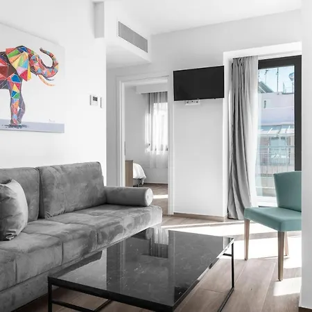 Penthouse Level 8, Nilie Hospitality Mgmt Salonicco