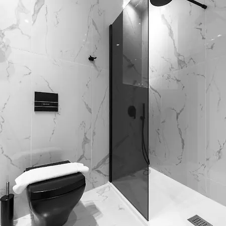 Penthouse Level 8, Nilie Hospitality Mgmt Lejlighed Thessaloníki