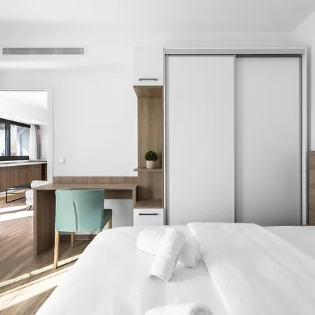 Penthouse Level 8, Nilie Hospitality Mgmt Lejlighed *