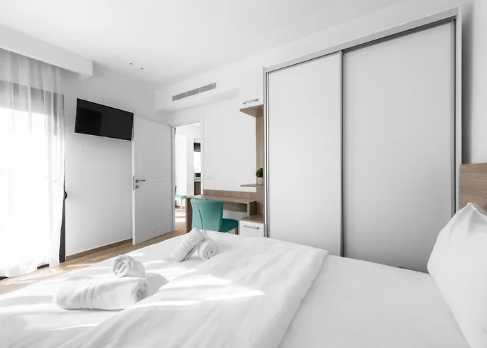 Penthouse Level 8, Nilie Hospitality Mgmt Thessaloníki